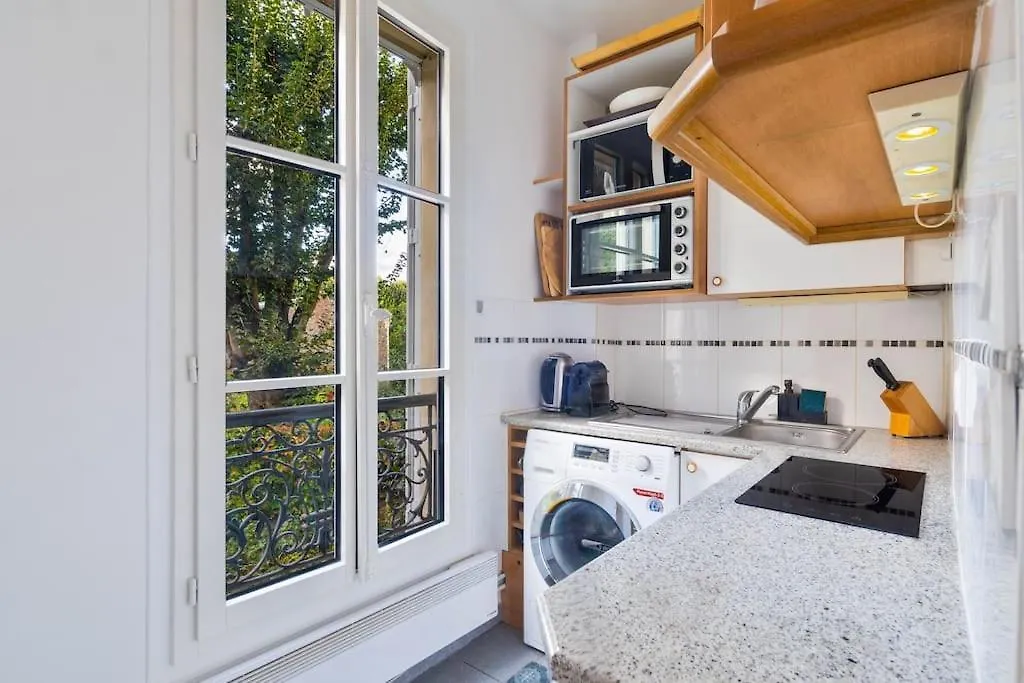 Charming Flat In Old *